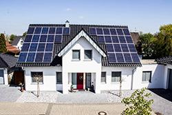 Dacheindeckung und Photovoltaikanlage in Wegberg